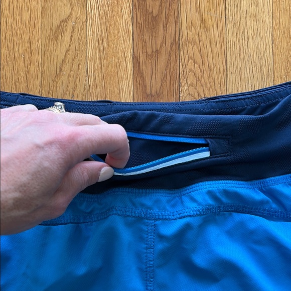 Rabbit Mountain Climber Short - Picture 6 of 11